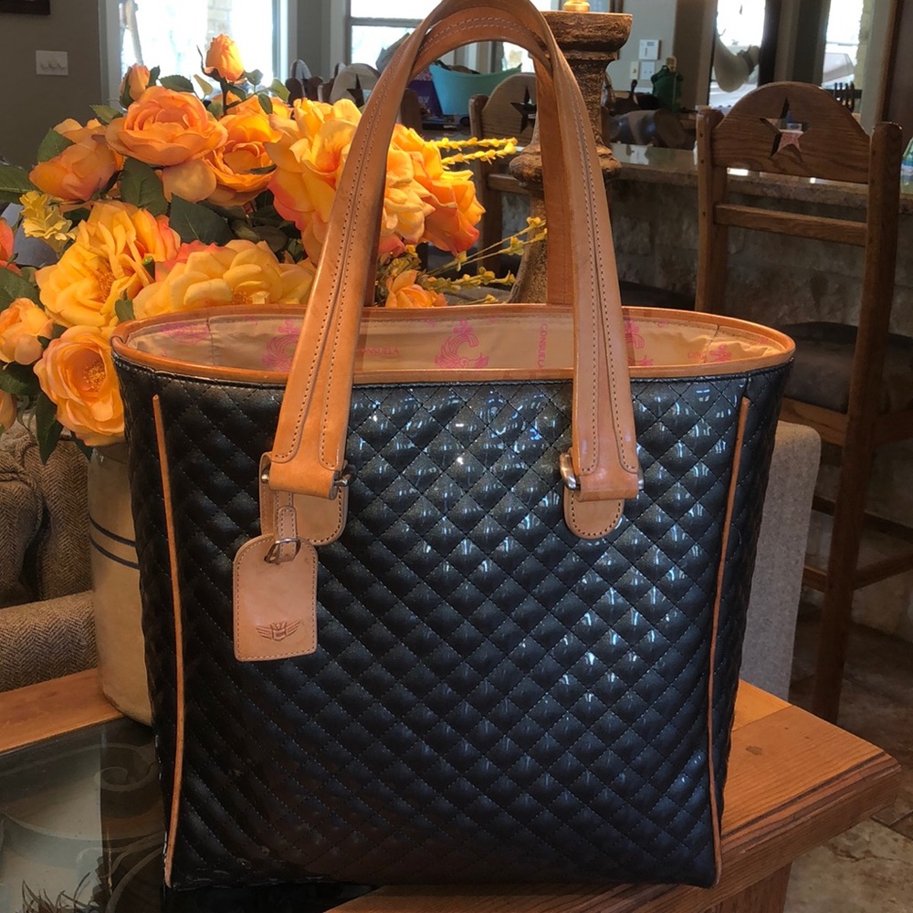 Consuela Classic Tote